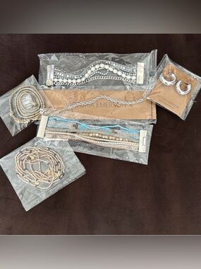 Victoria Emerson 6-Piece Jewelry Collection-earrings & bracelets